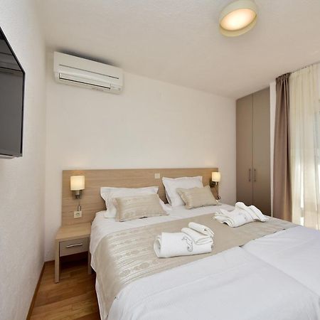 In Olive Garden Apartment Starigrad Paklenica Ngoại thất bức ảnh