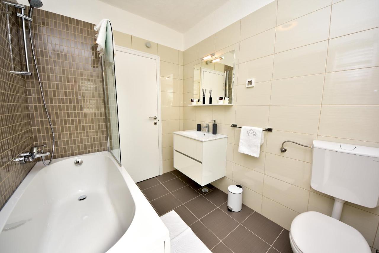 In Olive Garden Apartment Starigrad Paklenica Ngoại thất bức ảnh